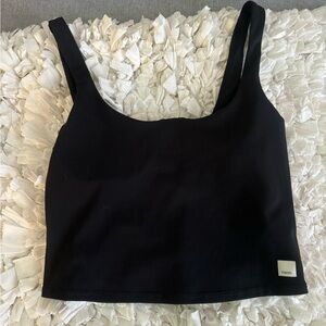 Vuori Daily Crop Tank